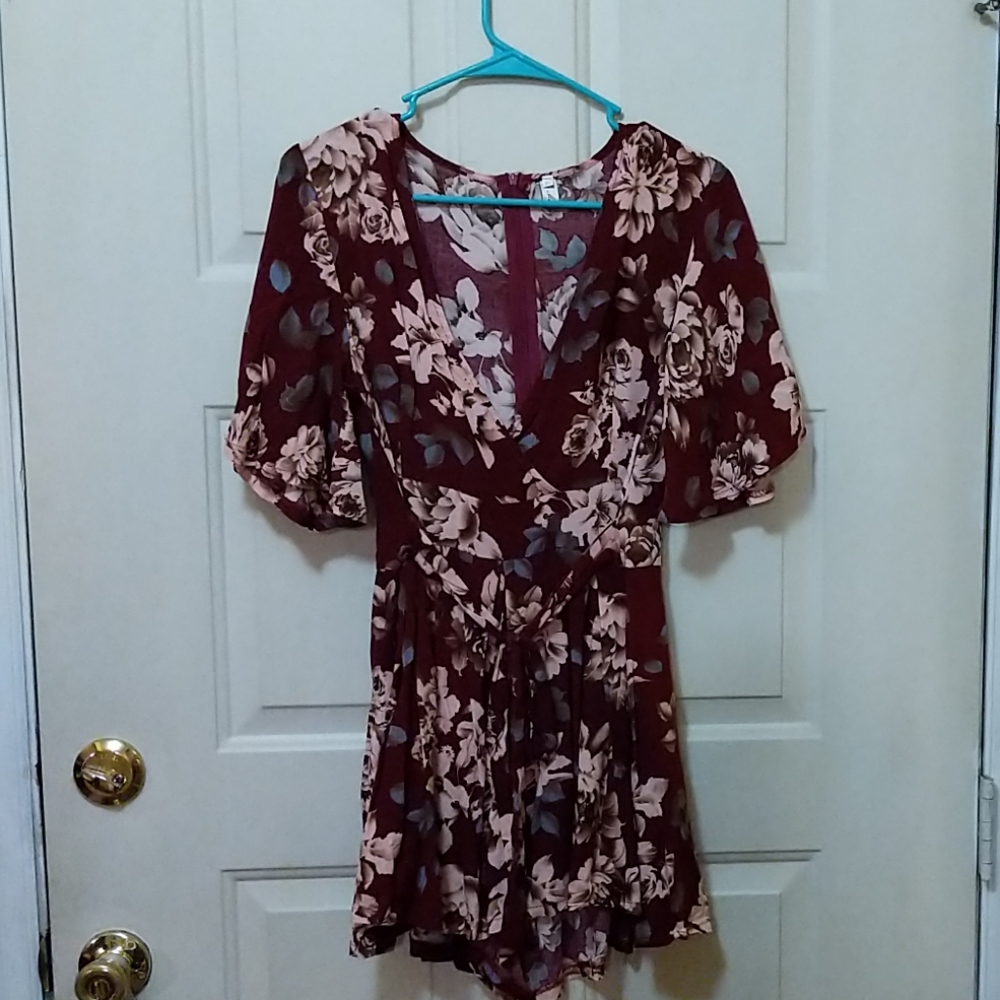 Ou Mei Thang Floral Dress